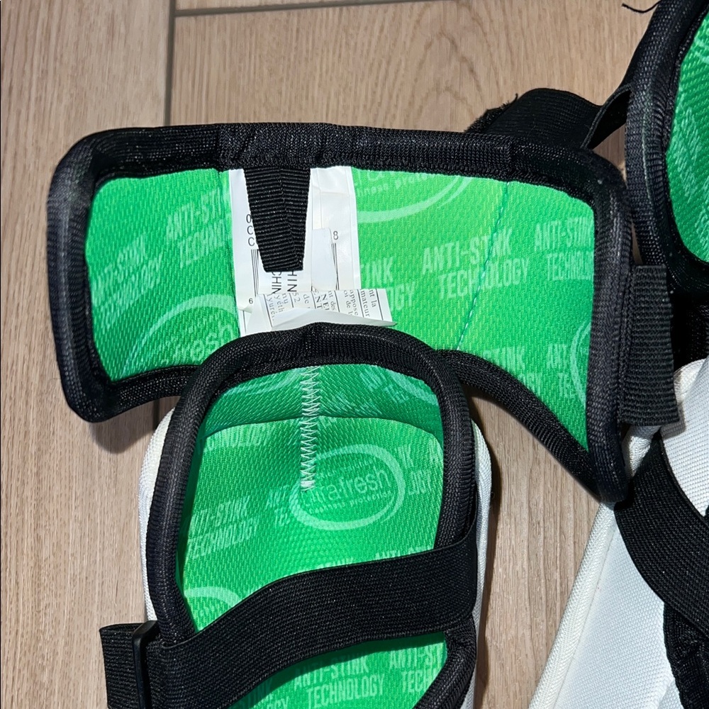 VIC CX2 White and Green Protective Elbow Pads - Picture 13 of 16